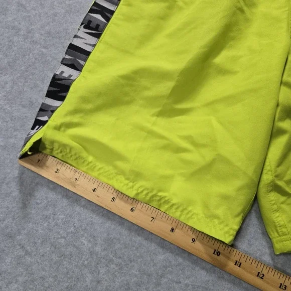 NIKE Shorts Volley Swim Trunks Mens Mesh-Lined Size Small Green Elastic Waist